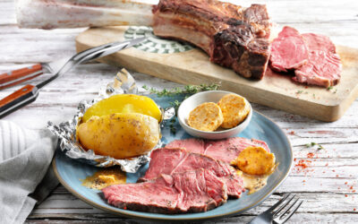 Tomahawk_Steak_mit_Folienkartoffel_und_Chilibutter-1 Tomahawk_Steak_mit_Folienkartoffel_und_Chilibutter-1