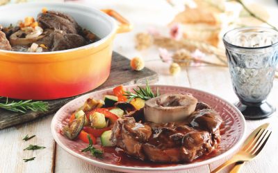 Ossobucco_vom_Jungbullen_mit_Roestgemuese_18x13cm Ossobucco_vom_Jungbullen_mit_Roestgemuese_18x13cm